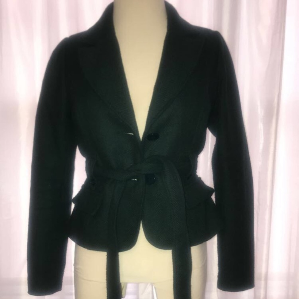 Dark green jacket blazer